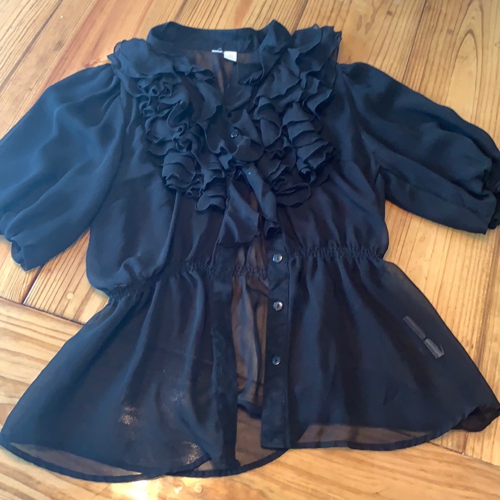 Women’s button up blouse